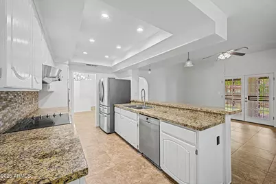 300 W Chilton Street, Chandler, AZ 85225 - Photo 16