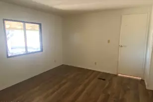 22760 W Hillcrest Dr, Congress, AZ 85332 - Photo 4