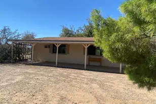 22760 W Hillcrest Dr, Congress, AZ 85332 - Photo 6