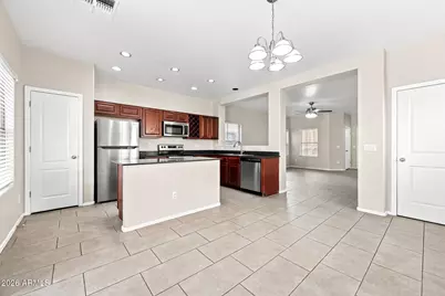 18562 W Legend Drive, Surprise, AZ 85374 - Photo 10