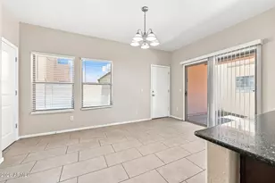 18562 W Legend Dr, Surprise, AZ 85374 - Photo 8