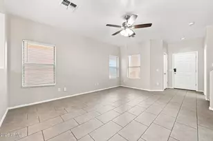 18562 W Legend Dr, Surprise, AZ 85374 - Photo 6