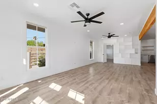 237 N Lebaron, Mesa, AZ 85201 - Photo 10