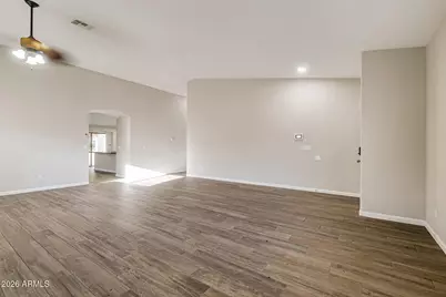 667 E Santa Fe Street, Casa Grande, AZ 85122 - Photo 6