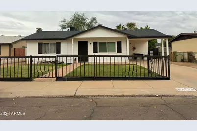 6733 W Orange Drive, Glendale, AZ 85303 - Photo 2