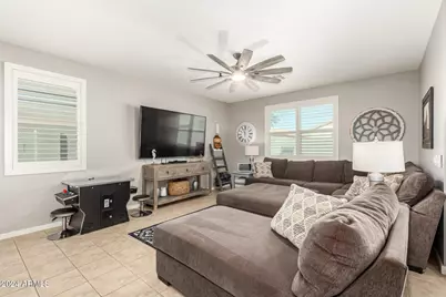 550 W Tallula Trail, San Tan Valley, AZ 85140 - Photo 8