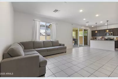 17721 W Cassia Way, Goodyear, AZ 85338 - Photo 6