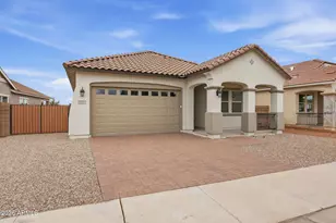 22521 E Cattle Dr, Queen Creek, AZ 85142 - Photo 2