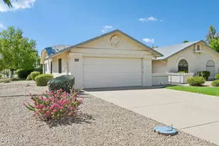 20202 N Medallion Ct, Sun City West, AZ 85375 - Photo 4