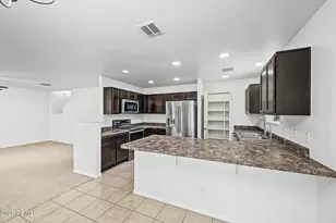 6135 E Paradise Ln, Florence, AZ 85132 - Photo 16