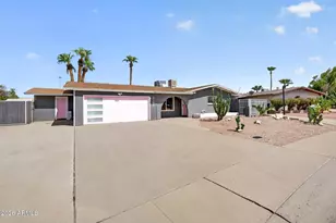 2190 E Greenway Dr, Tempe, AZ 85282 - Photo 2