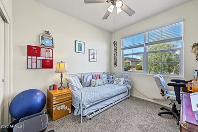18641 W Desert Hollow Drive, Wittmann, AZ 85361 - Photo 16
