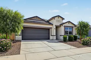 18641 W Desert Holw Dr, Wittmann, AZ 85361 - Photo 2