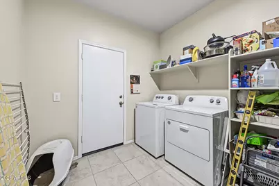 18641 W Desert Hollow Drive, Wittmann, AZ 85361 - Photo 26