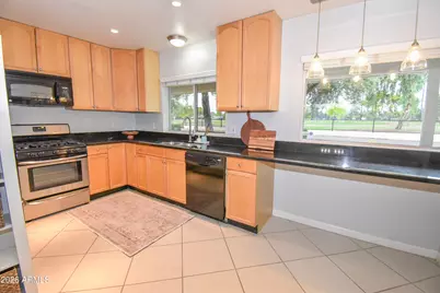 6219 N 11th Avenue, Phoenix, AZ 85013 - Photo 10
