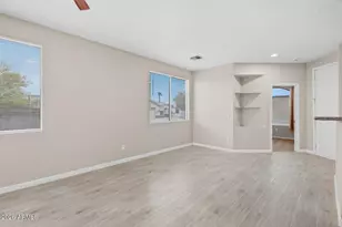 6537 S 15th Dr, Phoenix, AZ 85041 - Photo 4