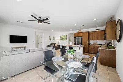 678 E Cobble Stone Drive, Queen Creek, AZ 85140 - Photo 8