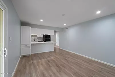 424 W Santa Cruz Drive, Tempe, AZ 85282 - Photo 10