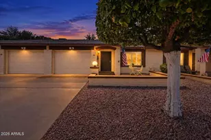 2064 S Farnsworth Dr, Mesa, AZ 85209 - Photo 1