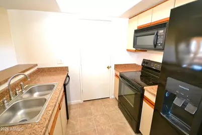 1333 E Morten Avenue #210, Phoenix, AZ 85020 - Photo 18