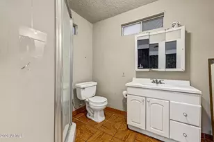 8823 W Osborn Rd, Phoenix, AZ 85037 - Photo 18