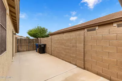 4224 E Cherry Hills Drive, Chandler, AZ 85249 - Photo 18