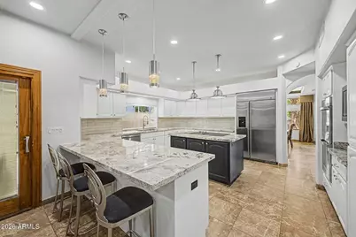 5812 W Del Lago Circle, Glendale, AZ 85308 - Photo 6