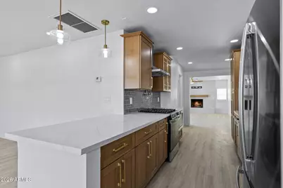 7049 E Cypress Street, Scottsdale, AZ 85257 - Photo 8