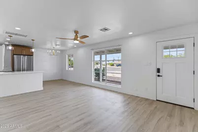 7049 E Cypress Street, Scottsdale, AZ 85257 - Photo 6