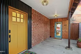 358 E Whitton Ave, Phoenix, AZ 85012 - Photo 2