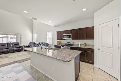 30950 W Weldon Avenue, Buckeye, AZ 85396 - Photo 10