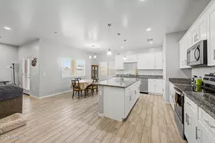 12533 W Cabrillo Dr, Arizona City, AZ 85123 - Photo 14