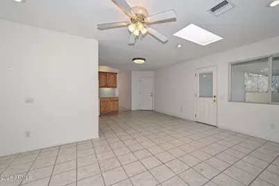 11646 N 105th Avenue, Sun City, AZ 85351 - Photo 10