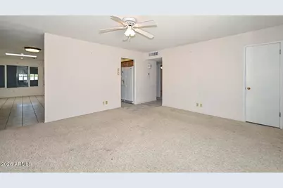 11646 N 105th Avenue, Sun City, AZ 85351 - Photo 8
