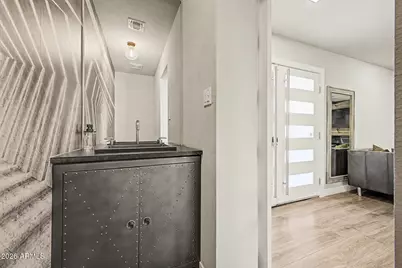 8307 E Rancho Vista Drive, Scottsdale, AZ 85251 - Photo 26