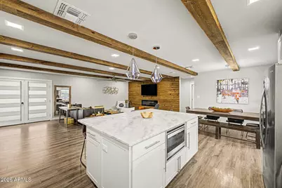 8307 E Rancho Vista Drive, Scottsdale, AZ 85251 - Photo 24