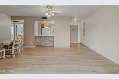 10842 W Abbott Avenue, Sun City, AZ 85351 - Photo 8