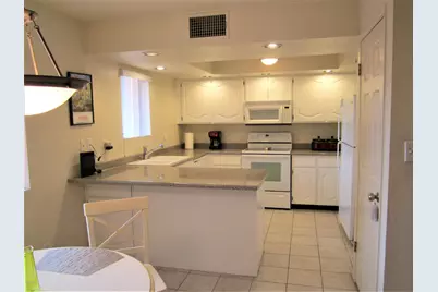 12222 N Paradise Village Parkway S #106, Phoenix, AZ 85032 - Photo 6