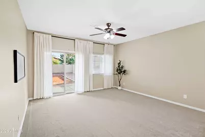 422 W Evergreen Pear Avenue, Queen Creek, AZ 85140 - Photo 4