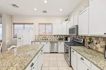 25705 N 68th Lane, Peoria, AZ 85383 - Photo 16