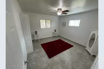 7137 N 33rd Avenue, Phoenix, AZ 85051 - Photo 10