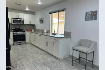 7137 N 33rd Avenue, Phoenix, AZ 85051 - Photo 12