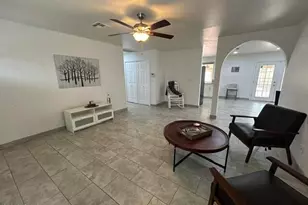 7137 N 33rd Ave, Phoenix, AZ 85051 - Photo 2