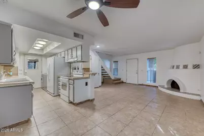 10408 N 11th Street #2, Phoenix, AZ 85020 - Photo 2