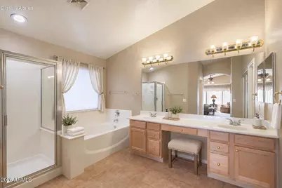 13421 W Lisbon Lane, Surprise, AZ 85379 - Photo 22