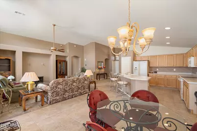 13421 W Lisbon Lane, Surprise, AZ 85379 - Photo 6