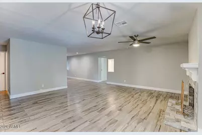 8637 E Camelback Road, Scottsdale, AZ 85251 - Photo 16