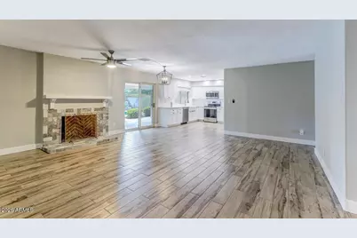8637 E Camelback Road, Scottsdale, AZ 85251 - Photo 10