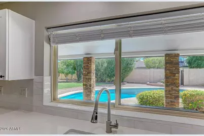 8637 E Camelback Road, Scottsdale, AZ 85251 - Photo 18