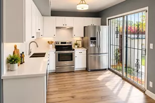 2551 W Berridge Ln, Phoenix, AZ 85017 - Photo 6